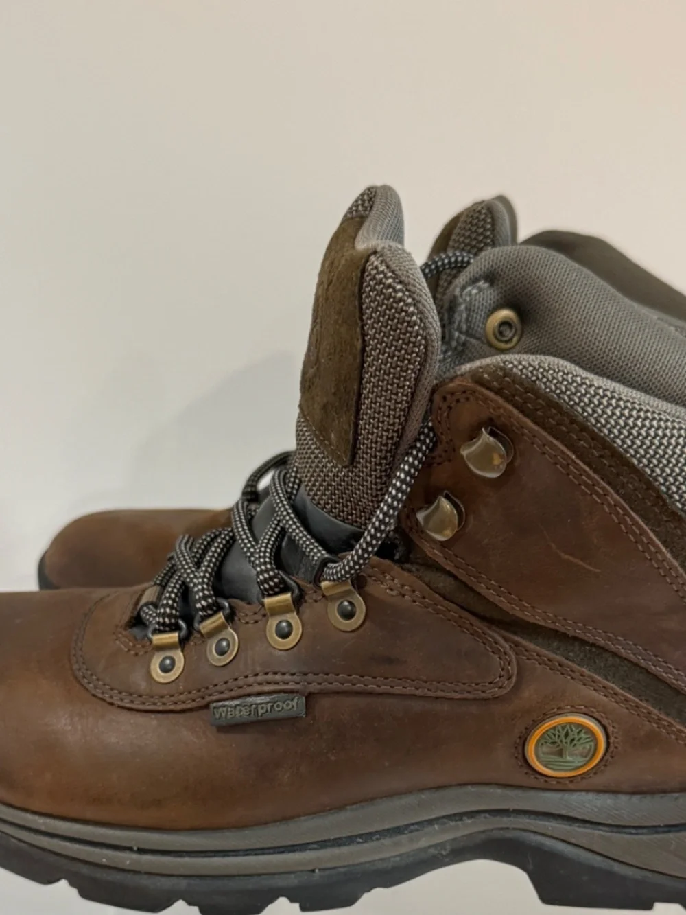 Timberland White Ledge Waterproof Hiking Boots Outdoor Brown Leather Women 8.5